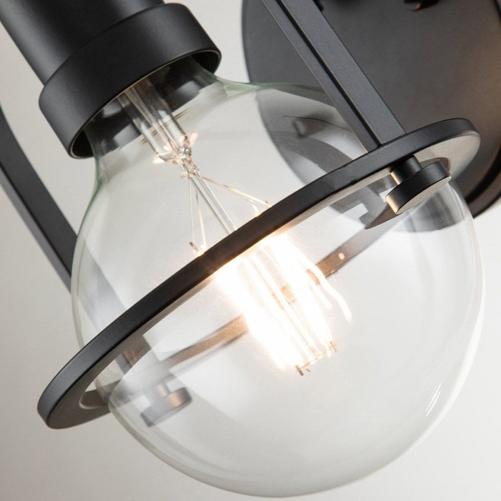 Hinkley QN-SOMERSET1-C-BK Somerset 1 Light Wall Light - Black/Clear