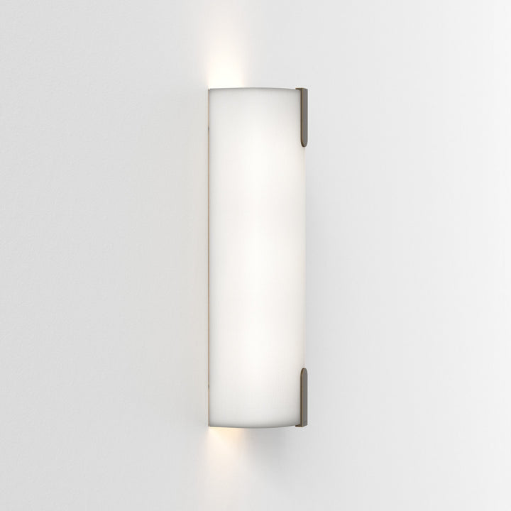 Astro 5042014 Elba Wall 400 Shade White Fabric