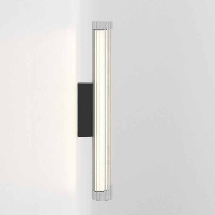 Astro 1409059 io 665 LED Bathroom Wall Light Matt Black (P)