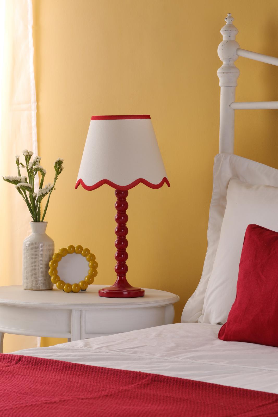 Dar SPO4225-POM1025 Spool Table Lamp Red With Shade