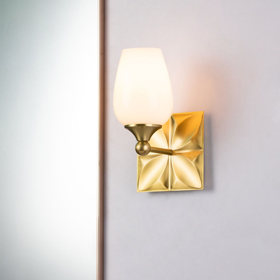 Quintiesse QN-EPSILON-1WB-AB-O Epsilon Bathroom 1 Light Wall Light Aged Brass