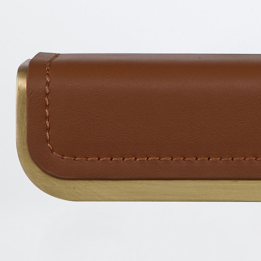 Quintiesse QN-VALISE-PL-S-VBS-CL Valise Picture Small LED Picture Light Vintage Brass/Cognac Leather