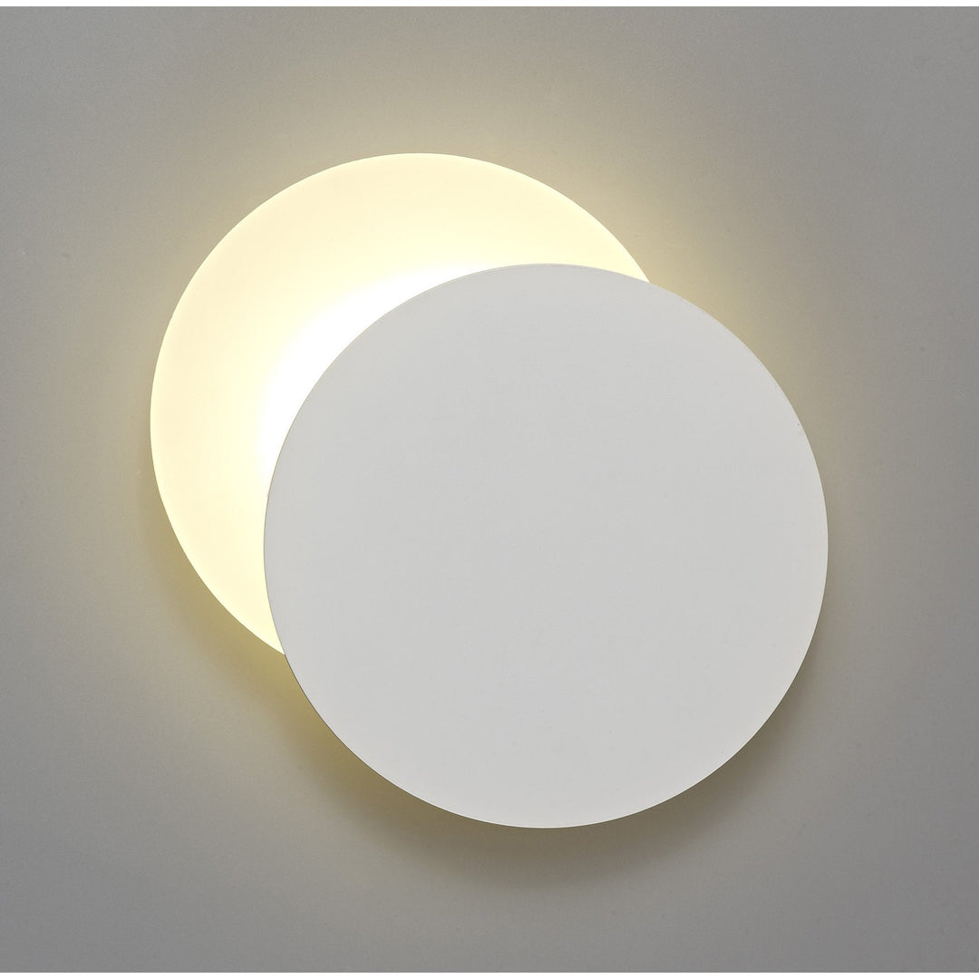 Nelson Lighting NLK03879 Modena Magnetic Base Wall Lamp LED 20/19cm Round Right Offset Sand White