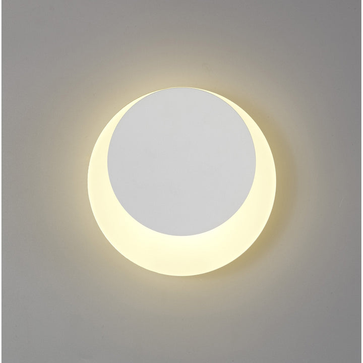 Nelson Lighting NLK03909 Modena Magnetic Base Wall Lamp LED 15/19cm Round Top Offset Sand White