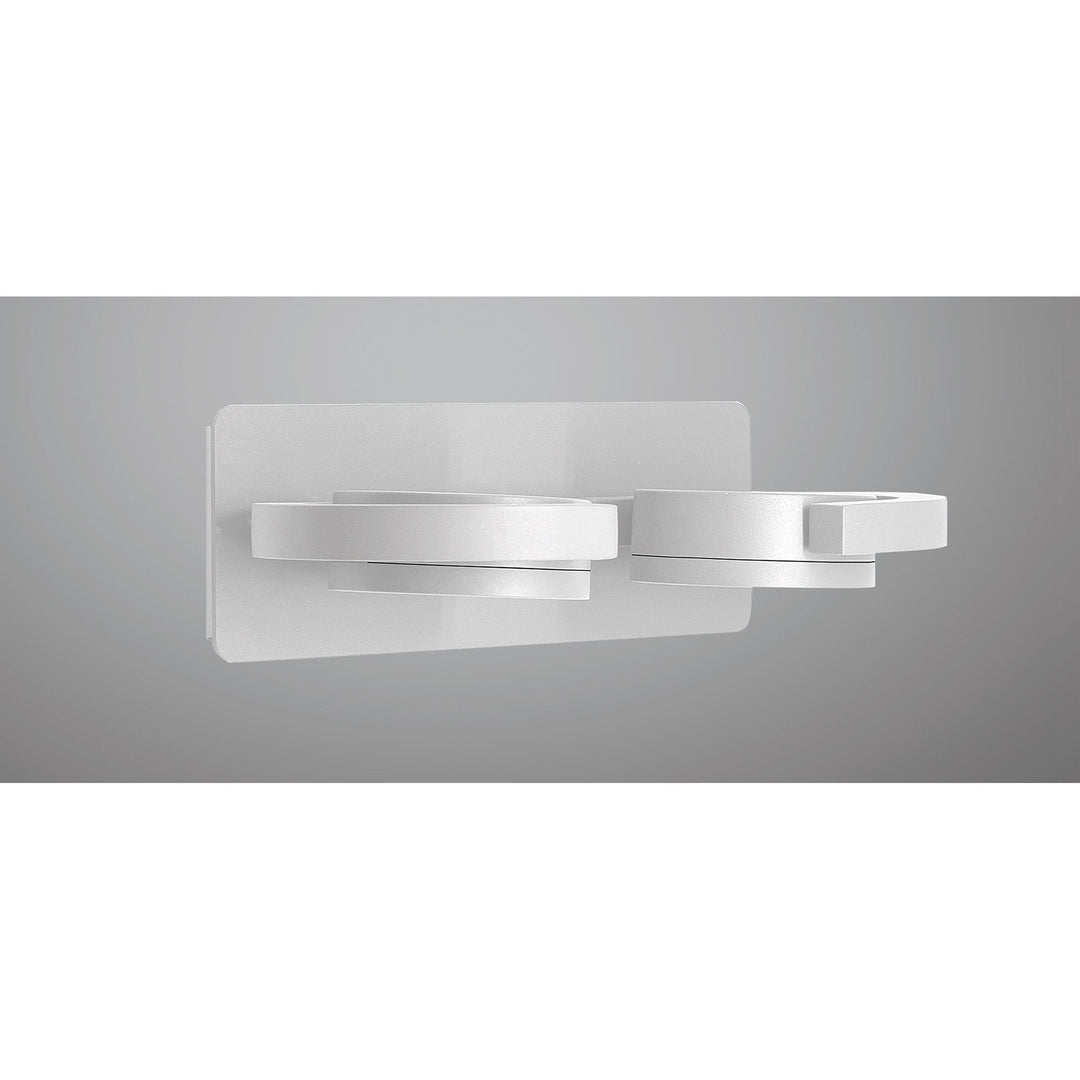 Mantra M6768 Iguazu Outdoor Wall Lamp 2 Light White