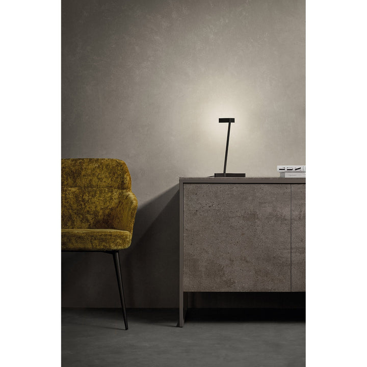 Mantra M7331 Vector Table Lamp 5W LED Black