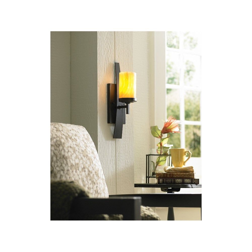 Quoizel QZ/KYLE1 Kyle Wall Sconce With 1 Light